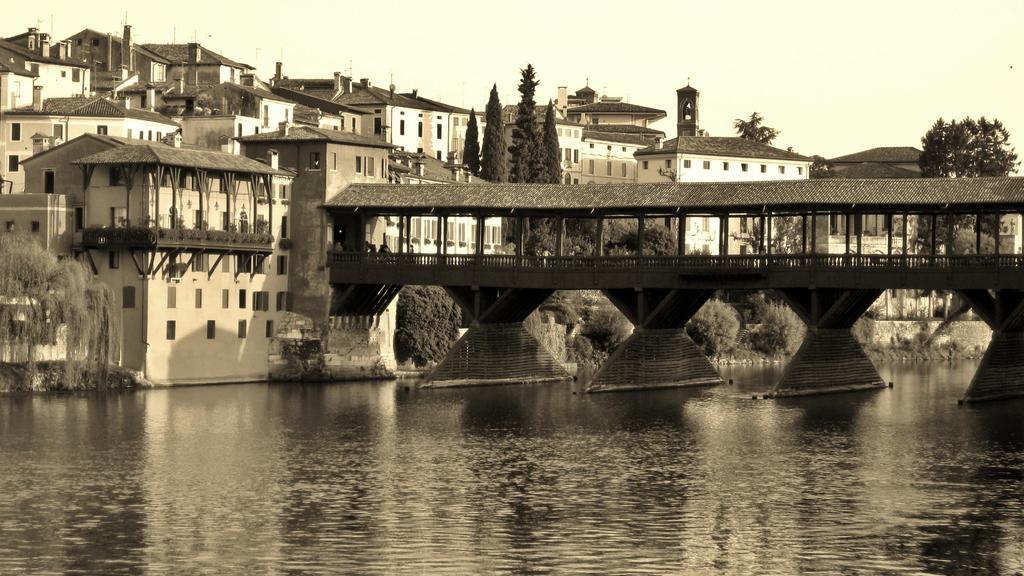 Hotel Miramonti Enoteca Pove del Grappa Exterior foto