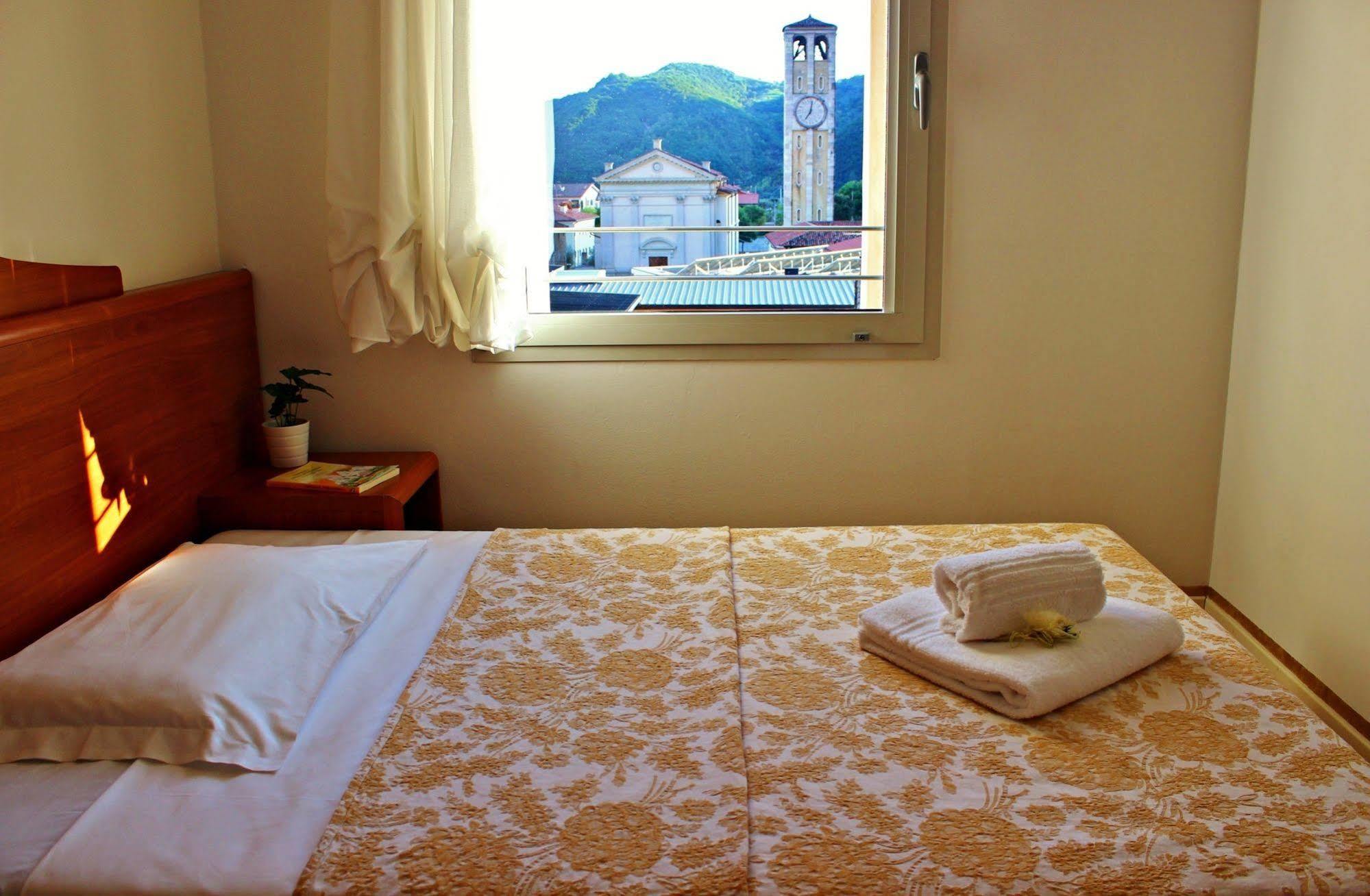 Hotel Miramonti Enoteca Pove del Grappa Exterior foto